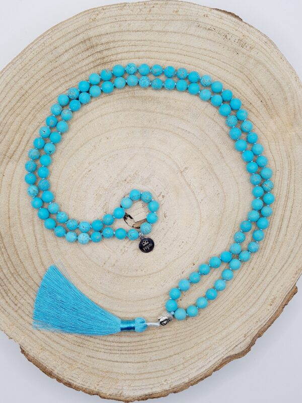 Mala mit Howlith