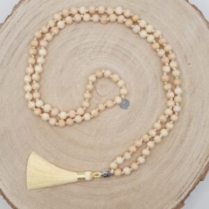 Mala mit Zirbenholz in beige