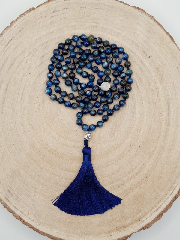 Mala mit Cyanit