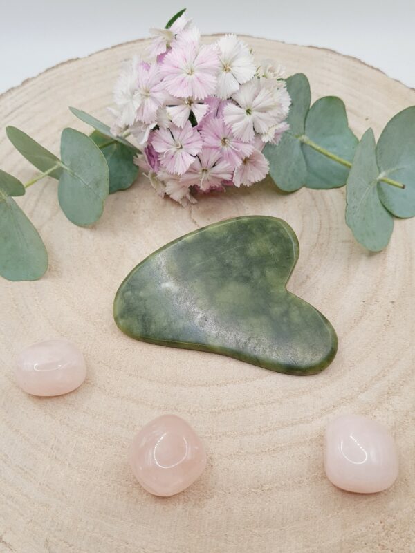 Jade Gua Sha Detail