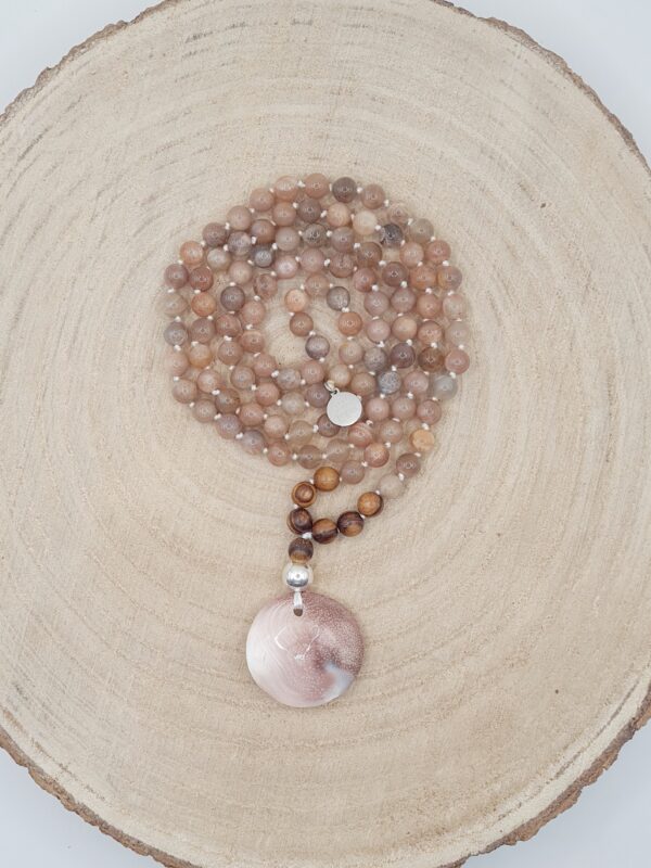 Mondstein Mala 8mm